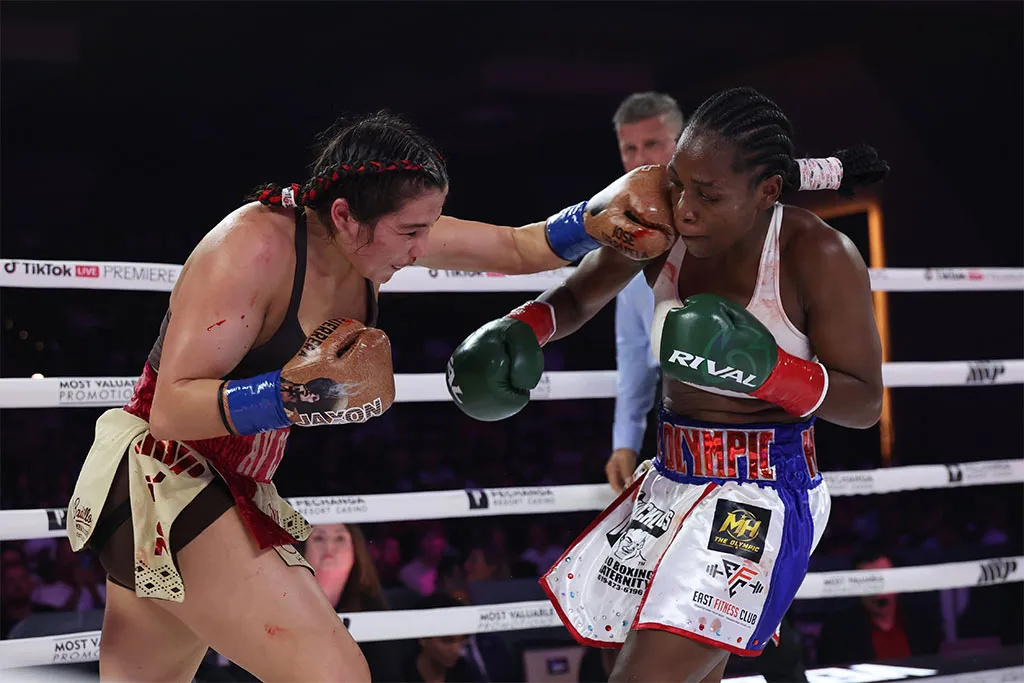 Roxy Verduzco Survives Miguelina Hernandez, Wins Split Decision in Battle of Unbeatens
